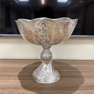 Pure Silver Hand-Carved Pedestal Bowl – Ornate Filigree Design